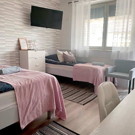 Szelrozsa Apartmanhaz Velence Eksteriør billede
